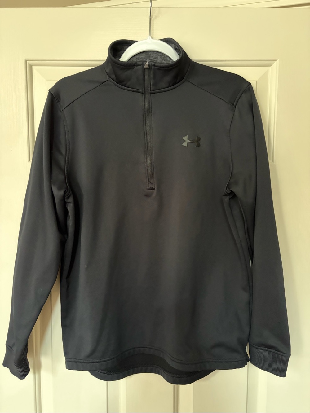 Under Armour Black 1/4 Zip Lightweight Pullover